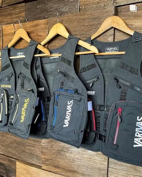 Varivas Active Vest VAVT-05 Black and Gold