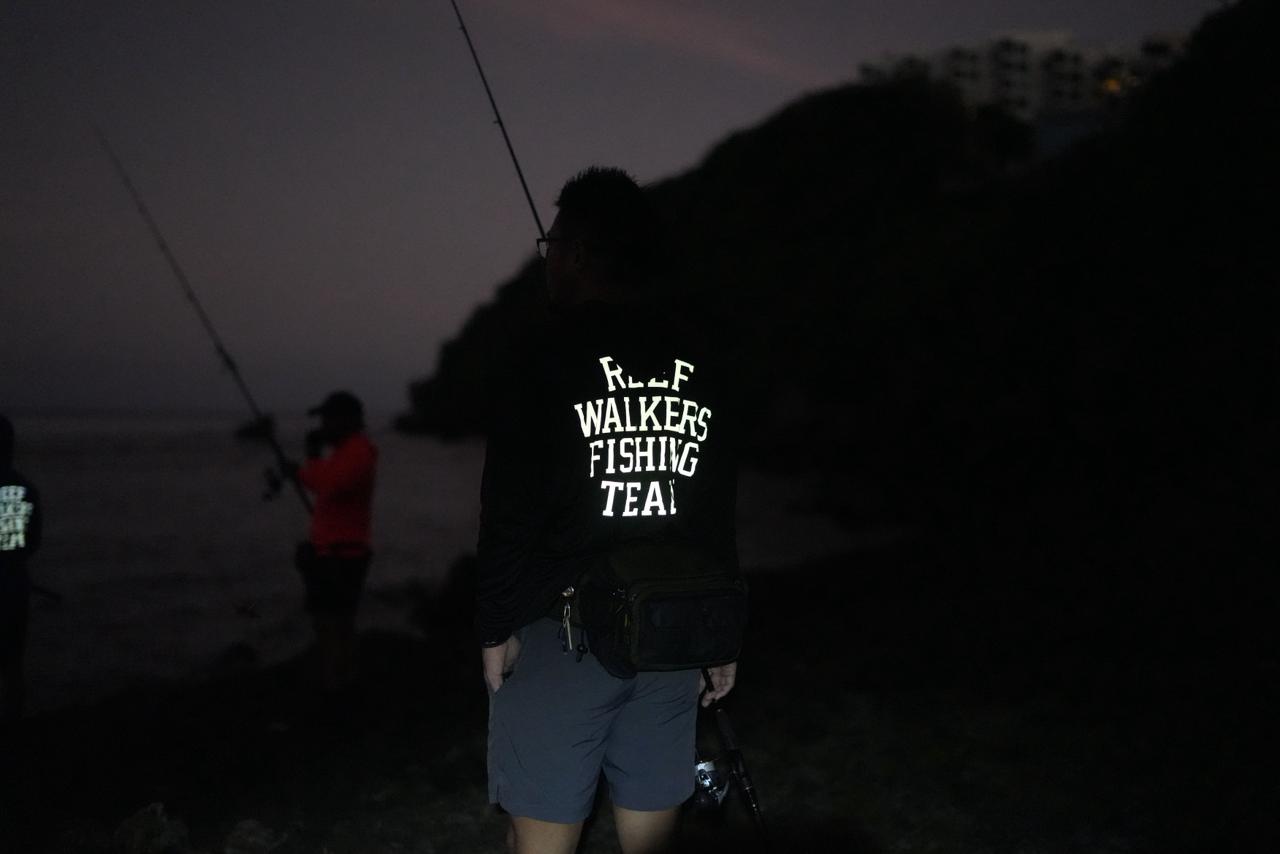 Reef Walkers Dry Fit Long Sleeve